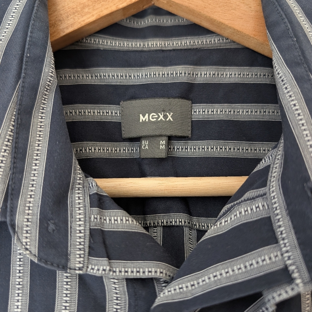 Mexx Men's Shirt Black Striped Button Down Short Sleeve Size Medium Preppy - Picture 3 of 6